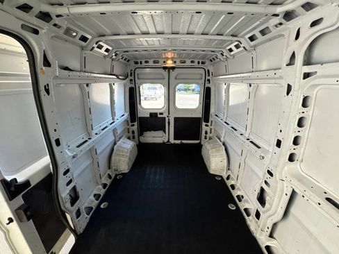 Used 2023 RAM ProMaster 2500 FWD image 27