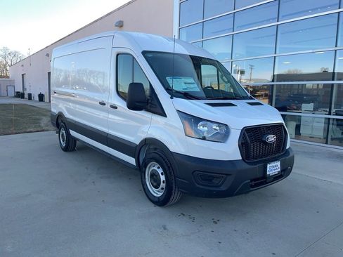 New 2026 Ford Transit 250 148 Medium Roof RWD image 1