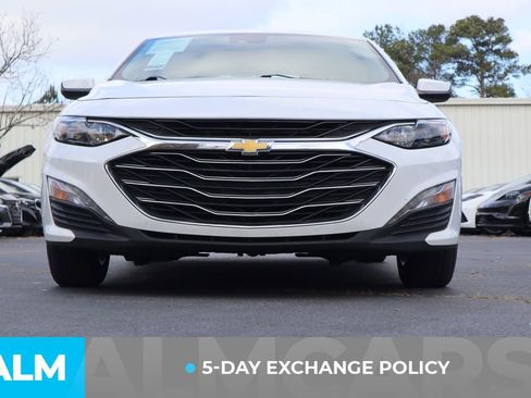 Used 2024 Chevrolet Malibu LT image 3