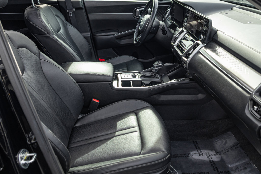 Used 2023 Kia Sorento S w/ Panoramic Sunroof Package FWD image 34