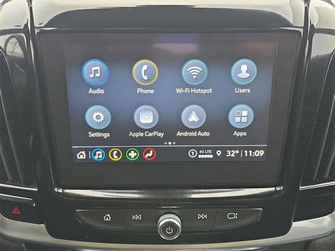 Certified 2022 Chevrolet Traverse LT image 14