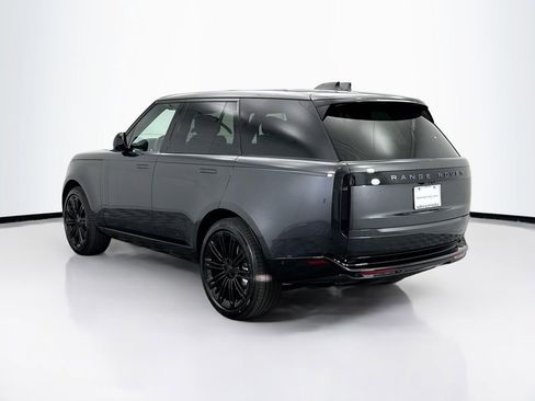 New 2026 Land Rover Range Rover SE image 7