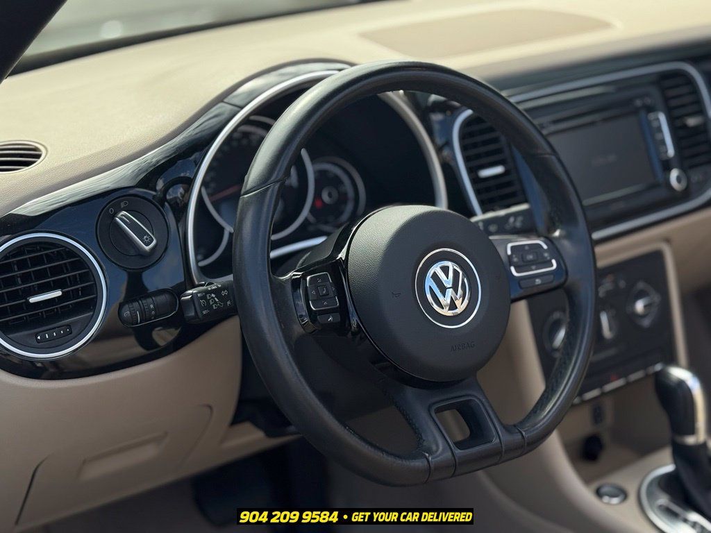 Used 2014 Volkswagen Beetle 1.8T FWD image 11