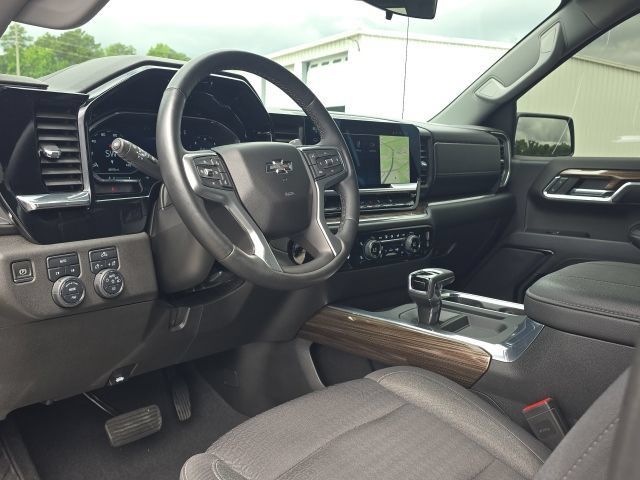 Used 2023 Chevrolet Silverado 1500 RST w/ Protection Package AWD/4WD image 23