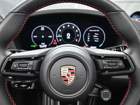 Certified 2026 Porsche 911 Carrera T RWD image 21