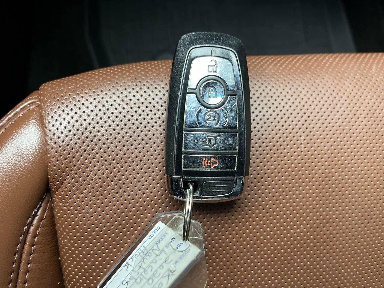 Used 2020 Lincoln Nautilus Reserve AWD/4WD image 31