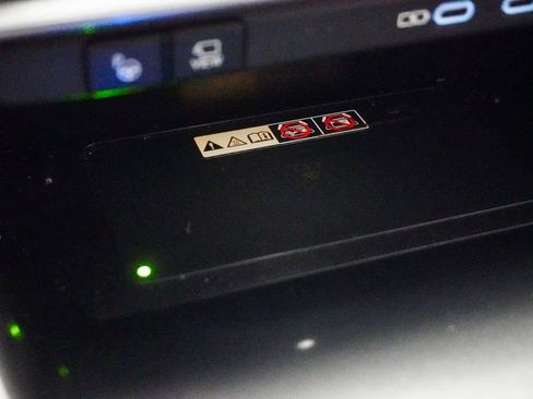 Used 2023 Lexus RZ 450e Premium w/ Technology Package image 29