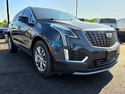 Used 2021 Cadillac XT5 Premium Luxury w/ LPO, Floor Liner Package FWD image 14