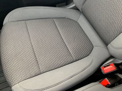 Used 2021 Chevrolet Silverado 2500 Custom w/ Custom Value Package image 25