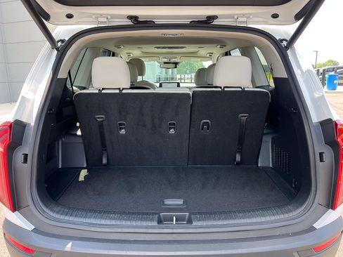 Used 2021 Kia Telluride EX w/ EX Premium Package AWD/4WD image 8