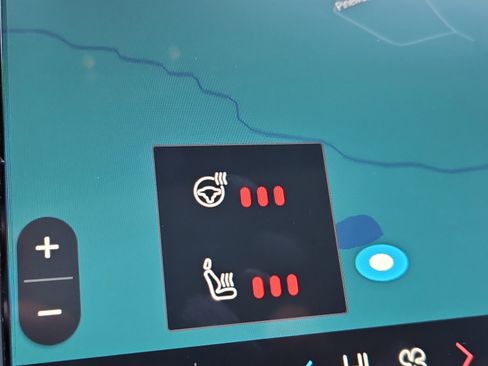 Used 2024 Volvo XC90 B5 Plus image 15