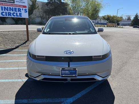 Certified 2024 Hyundai Ioniq 5 Limited image 8