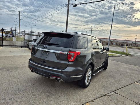 Used 2018 Ford Explorer Limited image 6