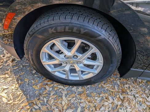 Used 2022 Chevrolet Equinox LS FWD image 34