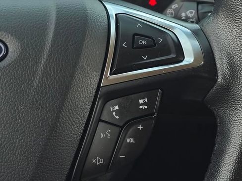 Used 2024 Ford Edge SEL AWD/4WD image 25