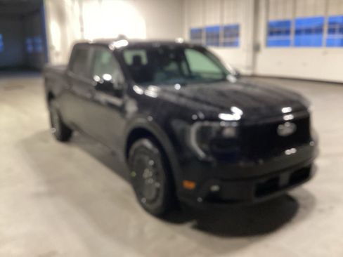 New 2026 Ford Maverick Lobo image 8