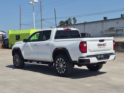Used 2023 GMC Canyon Denali AWD/4WD image 4