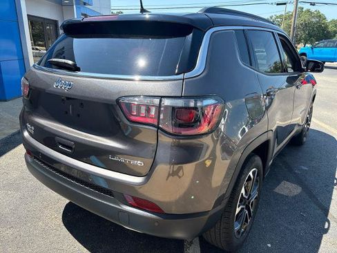 Used 2023 Jeep Compass Limited AWD/4WD image 5