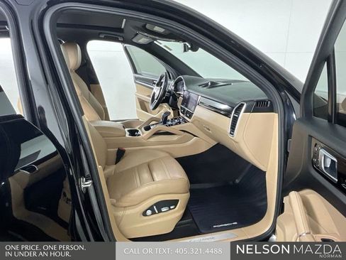 Used 2019 Porsche Cayenne image 14
