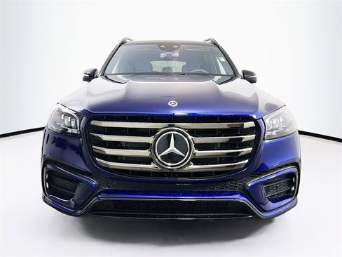 New 2025 Mercedes-Benz GLS 580 4MATIC image 2