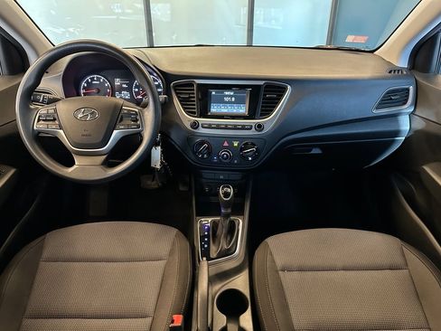 Used 2019 Hyundai Accent SE FWD image 9