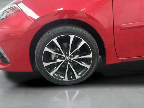 Used 2017 Toyota Corolla SE w/ Body Protection Package FWD image 26