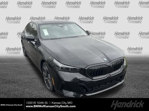 New 2026 BMW 530i xDrive w/ M Sport Package AWD/4WD image 1