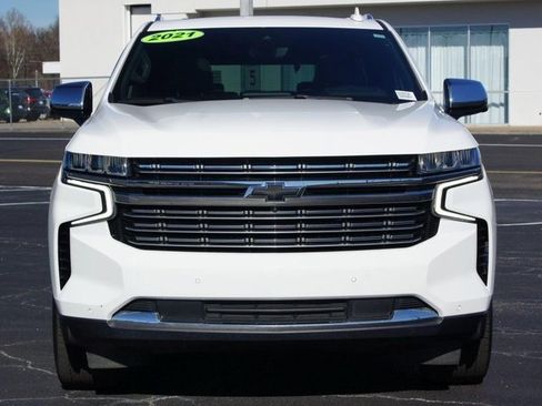 Used 2021 Chevrolet Tahoe Premier w/ Premium Package image 25