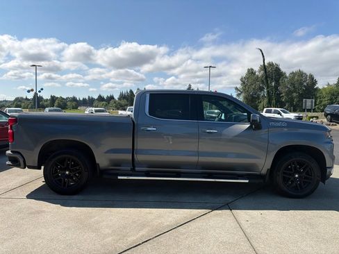 Used 2021 Chevrolet Silverado 1500 High Country w/ Technology Package AWD/4WD image 6