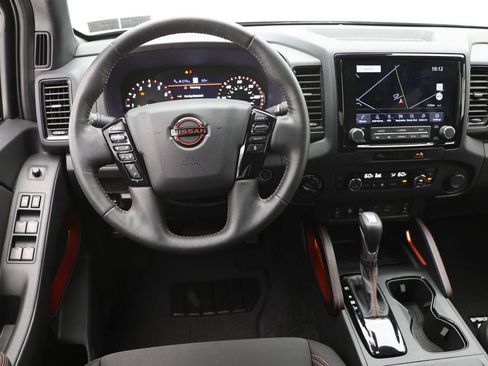 Used 2023 Nissan Frontier PRO-4X w/ Pro Convenience Package image 17