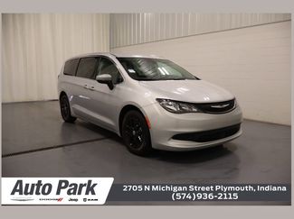 Used 2023 Chrysler Voyager LX video 1