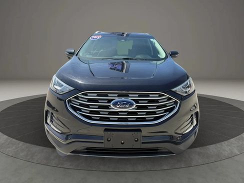 Used 2019 Ford Edge SEL w/ Equipment Group 201A AWD/4WD image 2