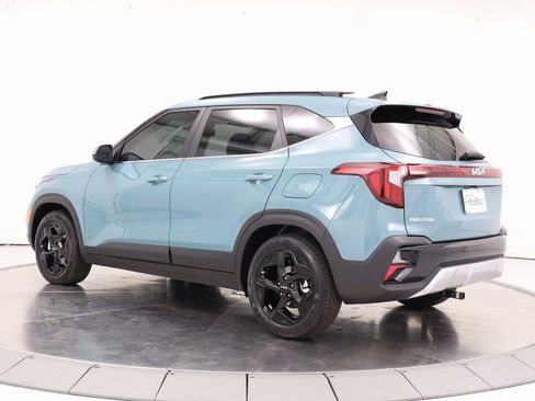 Used 2026 Kia Seltos EX w/ EX Sunroof Package image 3