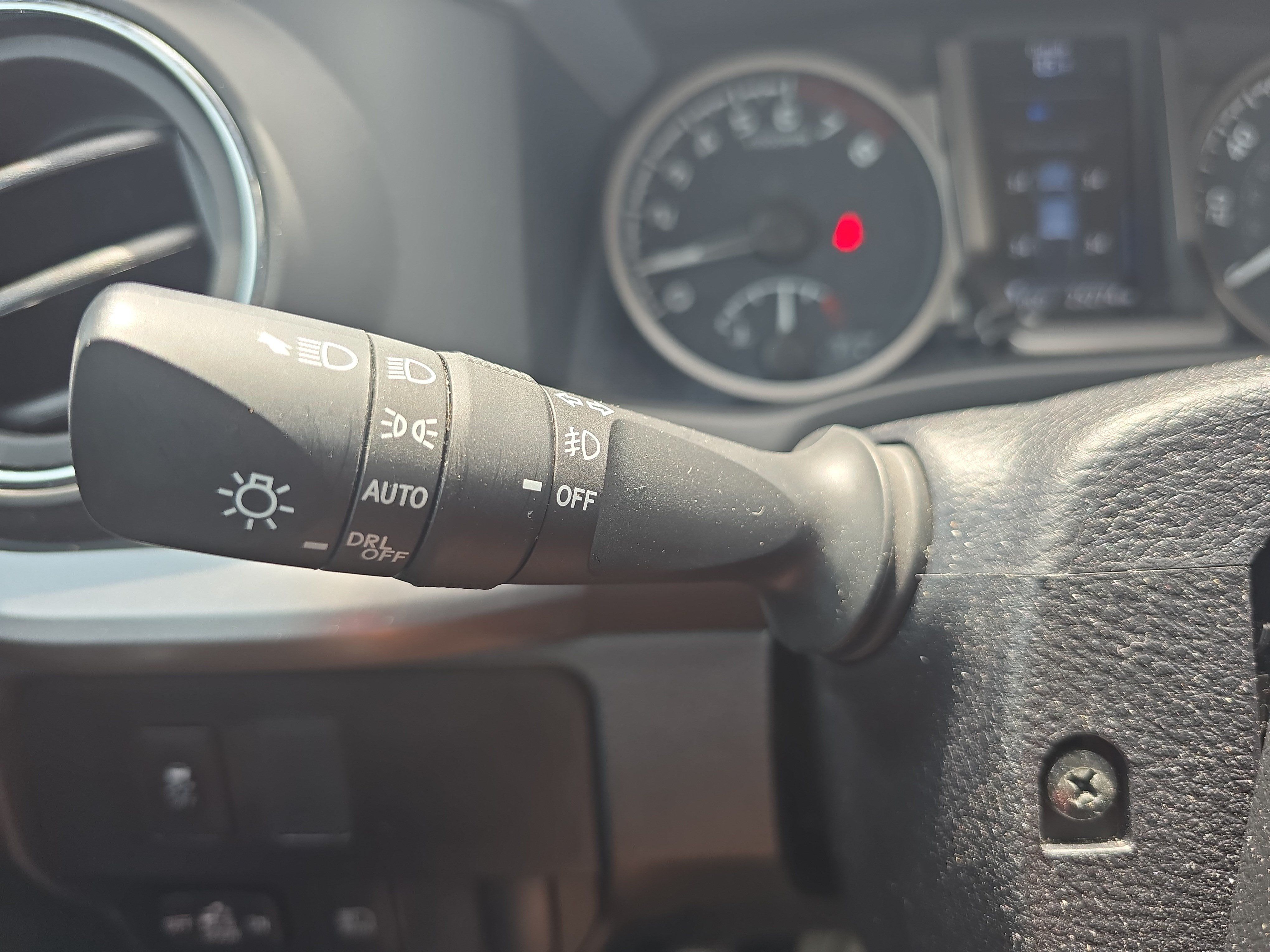 Used 2023 Toyota Tacoma SR5 w/ Technology Package AWD/4WD image 25