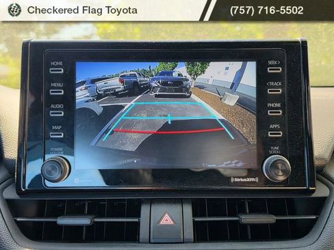 Used 2022 Toyota RAV4 SE w/ Weather & Moonroof Package image 19