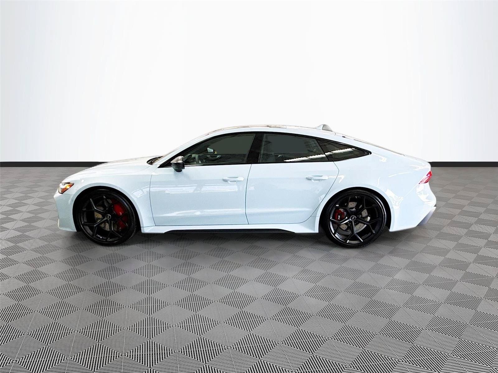 Used 2025 Audi RS 7 Performance AWD/4WD image 4