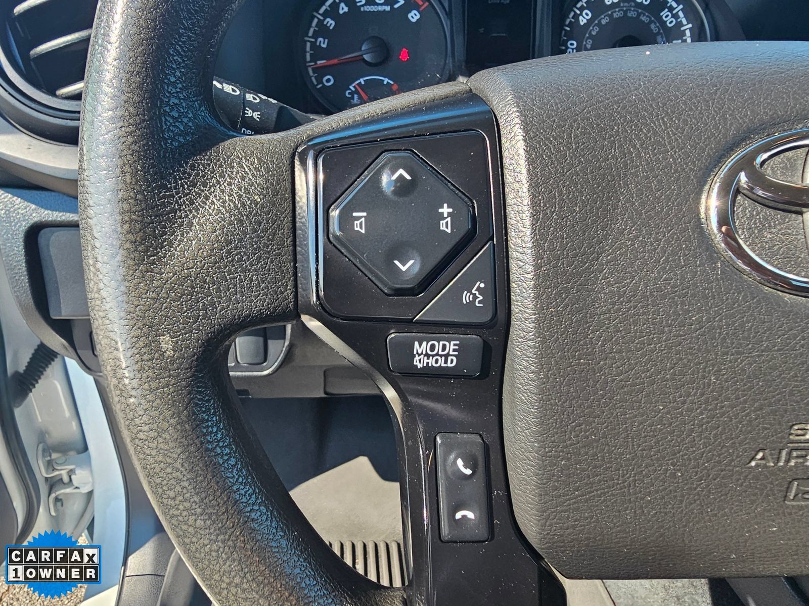 Used 2023 Toyota Tacoma SR RWD image 17