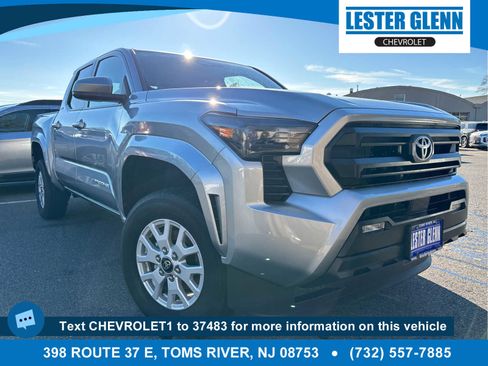 Used 2024 Toyota Tacoma SR5 image 1