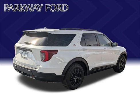 Used 2022 Ford Explorer Timberline w/ Timberline Technology Package image 5