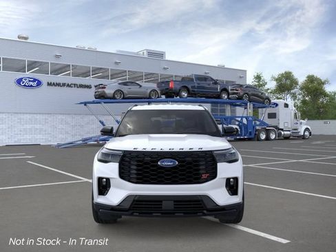 New 2026 Ford Explorer ST RWD image 6