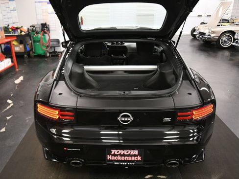 Used 2025 Nissan Z Sport w/ Floor Mat Package RWD image 20