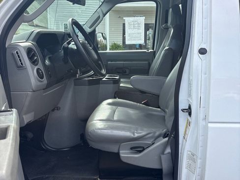 Used 2013 Ford E-350 and Econoline 350 Extended Super Duty w/ PWR Group image 9