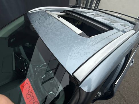 Used 2022 Toyota Highlander XLE image 19