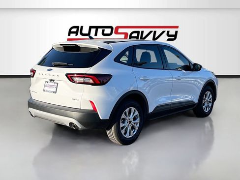 Used 2025 Ford Escape Active AWD/4WD image 7