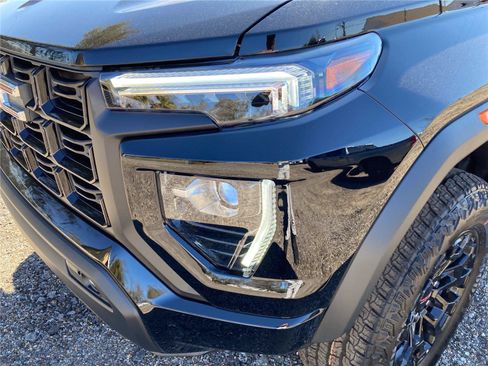 New 2026 GMC Canyon Elevation w/ Convenience Package RWD image 10