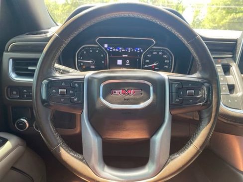 Used 2021 GMC Yukon SLT w/ SLT Premium Package RWD image 19