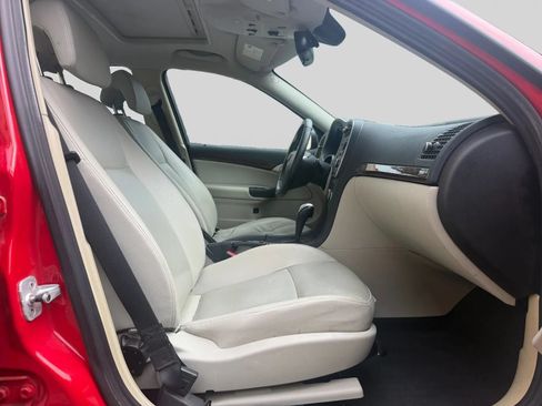 Used 2008 Saab 9-3 2.0T w/ Moonroof Package FWD image 15