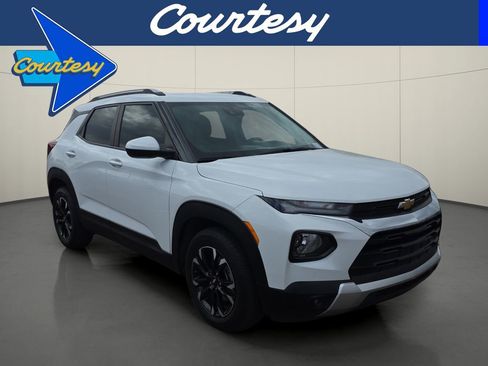 Used 2023 Chevrolet TrailBlazer LT FWD image 1