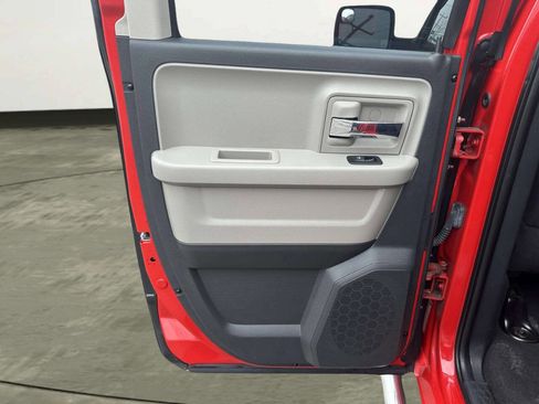 Used 2011 RAM 1500 Classic SLT image 18