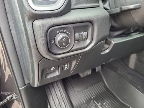 New 2026 RAM 1500 2WD Crew Cab image 14